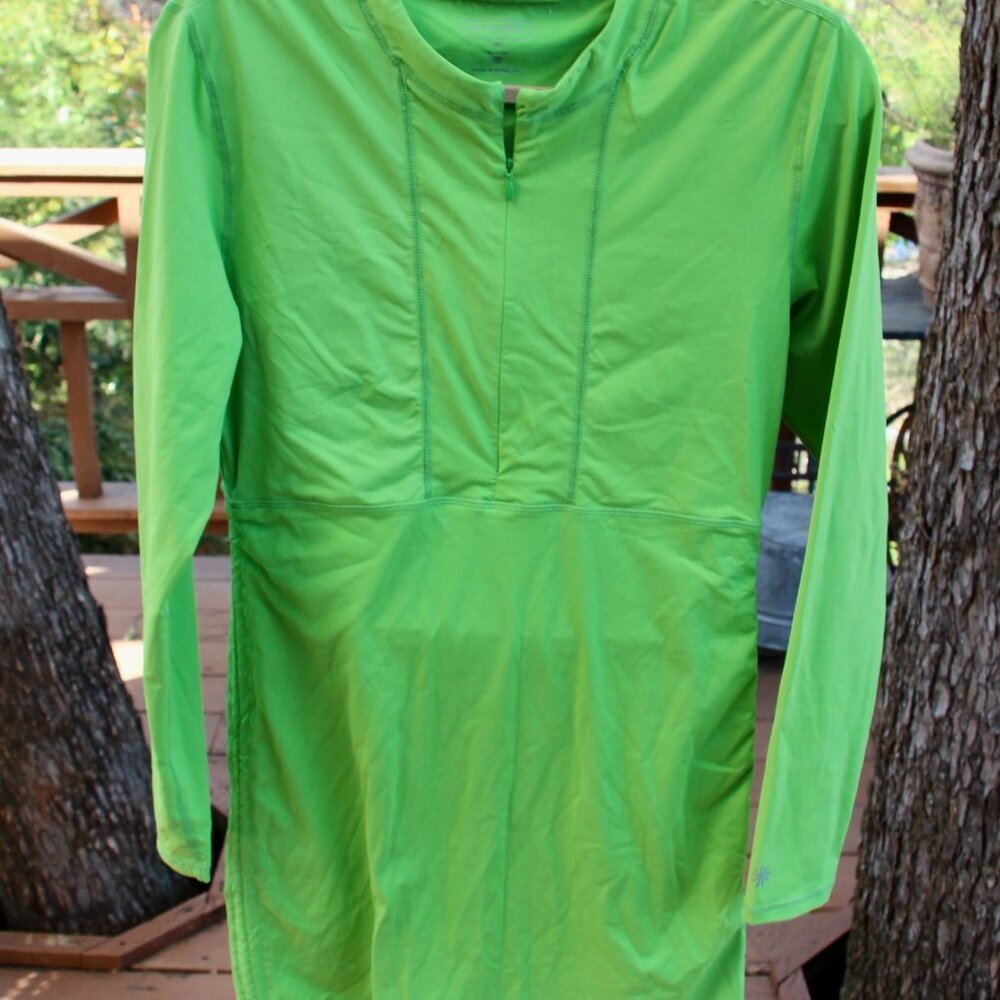 Ladies green Athelta dress size XL